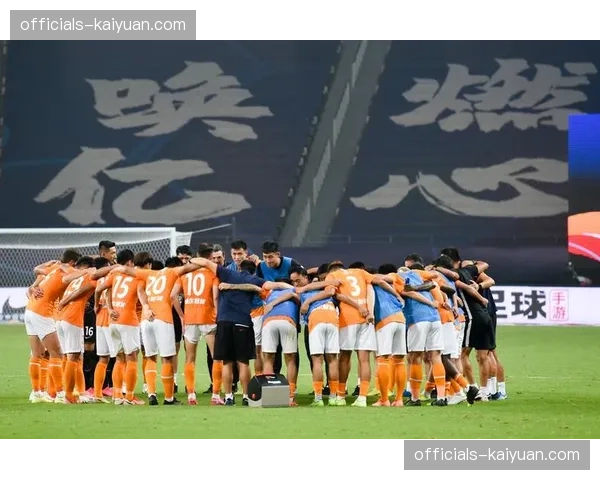 中超整体转换节奏加快：比赛进入以快对快模式，失误率同步提升